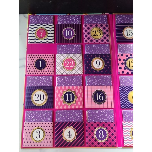 2021 Disney Princess Advent Calendar 24 Storybook Collection Large 21 x 14 - Picture 4 of 10